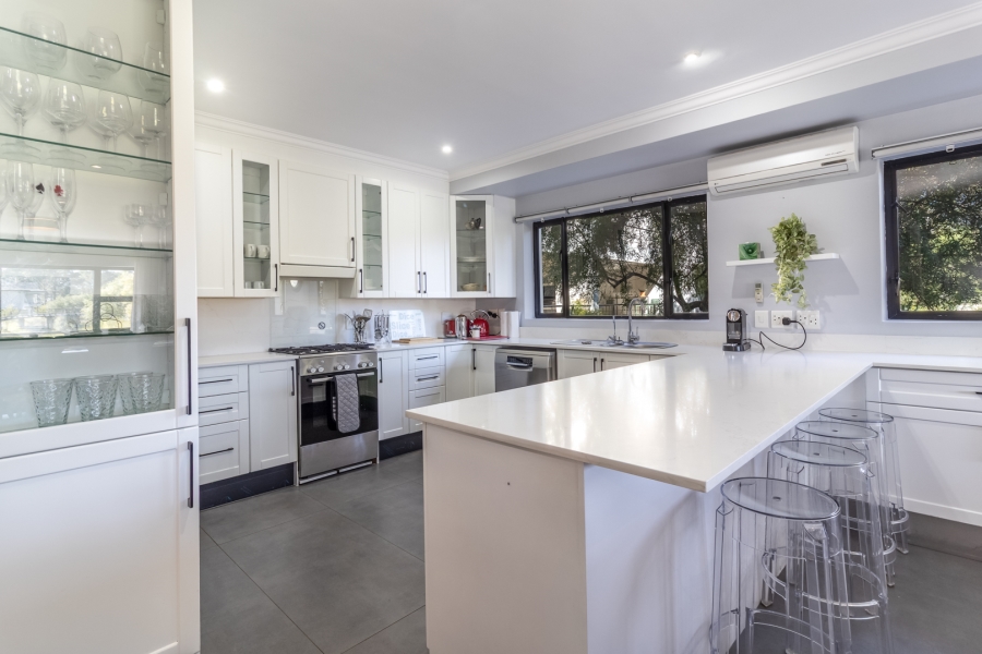 To Let 3 Bedroom Property for Rent in Pearl Valley at Val de Vie Western Cape